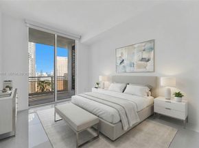 901 Brickell Key Blvd 3206, Miami FL 33131