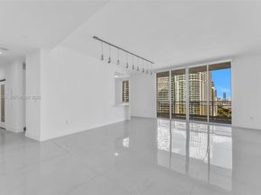 901 Brickell Key Blvd 3206, Miami FL 33131