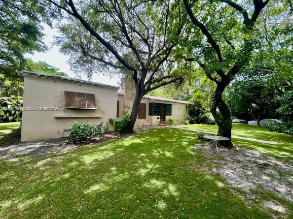 334 NE 107th St, Miami Shores FL 33161