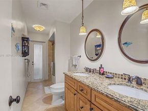 15401 SW 81 Av, Palmetto Bay FL 33157