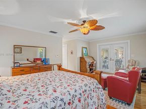 15401 SW 81 Av, Palmetto Bay FL 33157