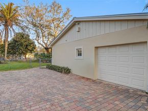 15401 SW 81 Av, Palmetto Bay FL 33157