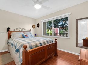 1101 SW 128th Ter 309C, Pembroke Pines FL 33027