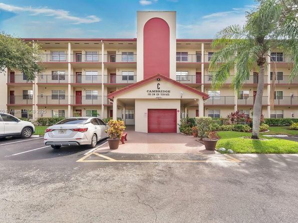 1101 SW 128th Ter 309C, Pembroke Pines FL 33027