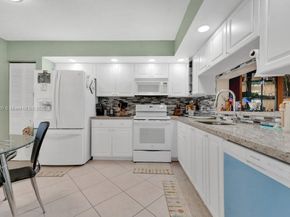 1101 SW 128th Ter 309C, Pembroke Pines FL 33027