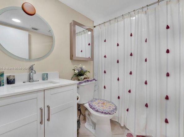 1101 SW 128th Ter 309C, Pembroke Pines FL 33027