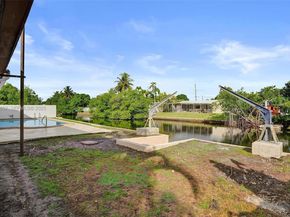 2371 NE 193rd St, Miami FL 33180