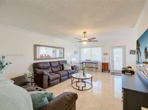 920 SW 10th Ter 12AR, Hallandale Beach FL 33009