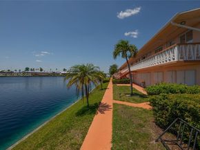 920 SW 10th Ter 12AR, Hallandale Beach FL 33009