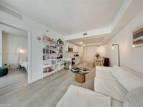 55 SW 9th St 2109, Miami FL 33130