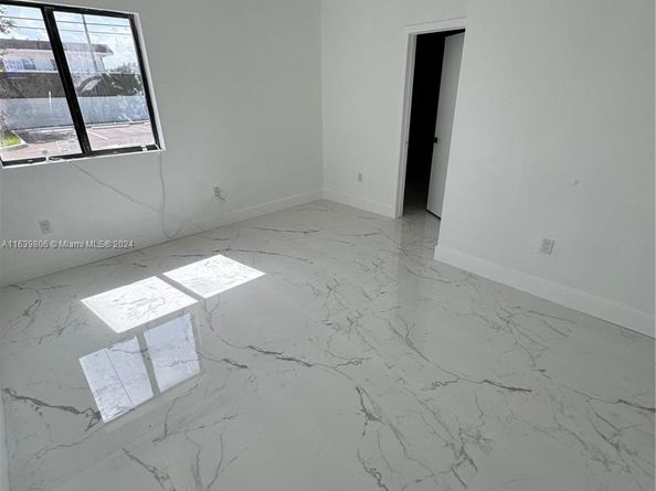 9748 NW 26th Ave, Miami FL 33147