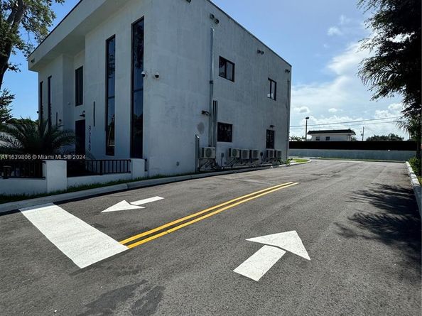 9748 NW 26th Ave, Miami FL 33147