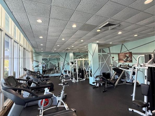 7441 Wayne Ave 10E, Miami Beach FL 33141