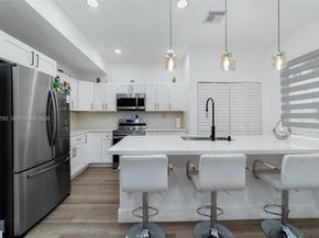 21105 NW 14th Pl, Miami Gardens FL 33169