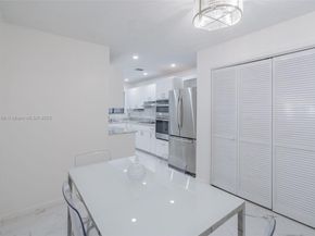 1800 Embassy Dr 125, West Palm Beach FL 33401