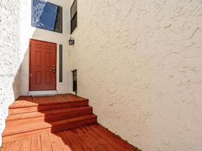 1800 Embassy Dr 125, West Palm Beach FL 33401