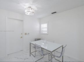 1800 Embassy Dr 125, West Palm Beach FL 33401