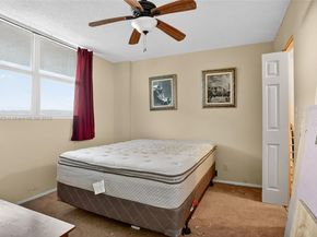 106 Royal Park Dr 4C, Oakland Park FL 33309
