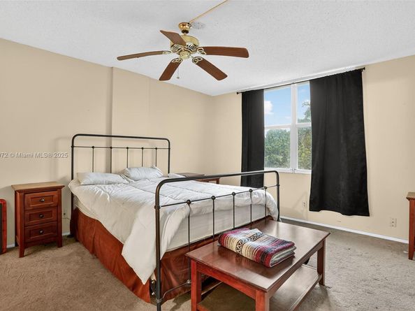 106 Royal Park Dr 4C, Oakland Park FL 33309
