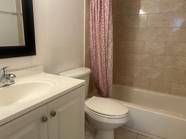 1805 Sans Souci Blvd 429, North Miami FL 33181