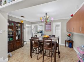 395 NW 124th St, North Miami FL 33168