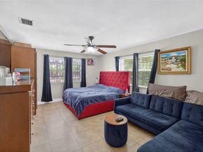 395 NW 124th St, North Miami FL 33168