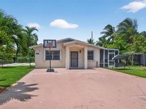 395 NW 124th St, North Miami FL 33168