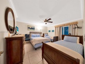 4040 Crystal Lake Dr 105, Deerfield Beach FL 33064