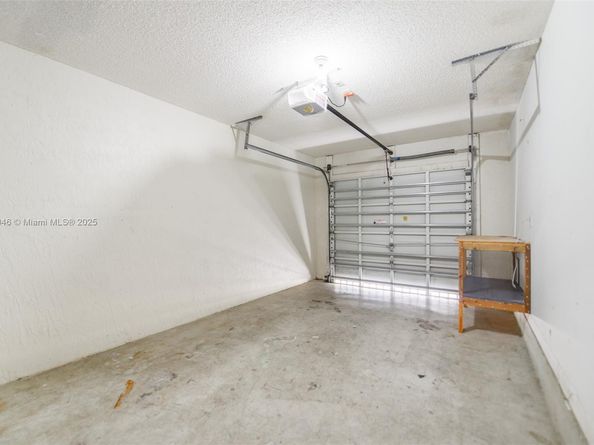 17253 NW 6th Ct, Pembroke Pines FL 33029