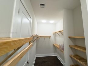 5577 Saint Armands Way, Westlake FL 33470