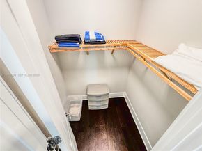 5577 Saint Armands Way, Westlake FL 33470