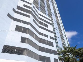 335 S Biscayne Blvd