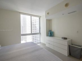 335 S Biscayne Blvd 2200, Miami FL 33131