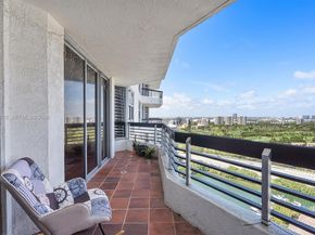 3530 Mystic Pointe Dr 2907, Aventura FL 33180