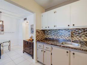 2031 Durham B 2031, Deerfield Beach FL 33442