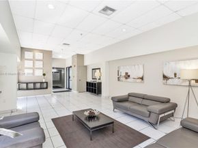 17500 N Bay Rd S707, Sunny Isles Beach FL 33160