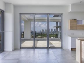 16385 Biscayne Blvd PH4, North Miami Beach FL 33160