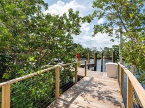 16385 Biscayne Blvd PH4, North Miami Beach FL 33160
