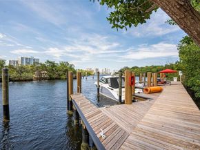 16385 Biscayne Blvd PH4, North Miami Beach FL 33160