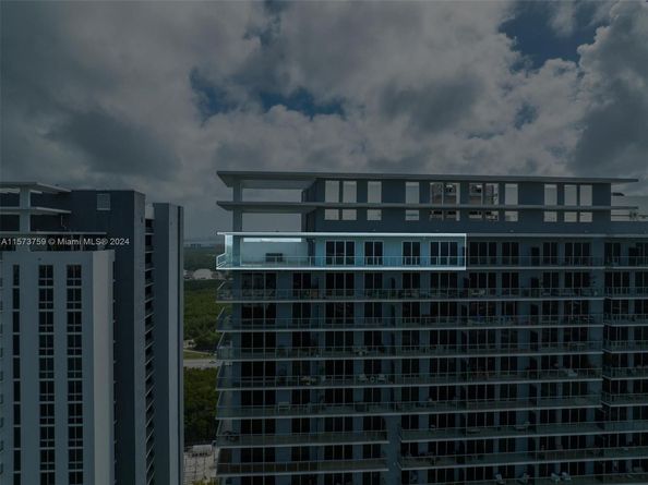 16385 Biscayne Blvd PH4, North Miami Beach FL 33160