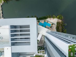 16385 Biscayne Blvd PH4, North Miami Beach FL 33160