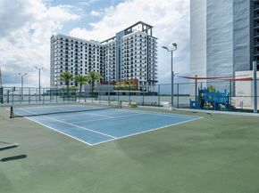16385 Biscayne Blvd PH4, North Miami Beach FL 33160