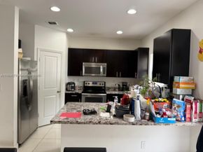 424 NE 194th Ter, Miami FL 33179