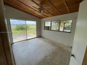 705 E River Dr, Margate FL 33063