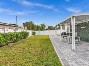 100 NW 8th Ave, Hallandale Beach FL 33009