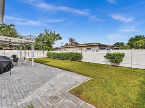 100 NW 8th Ave, Hallandale Beach FL 33009