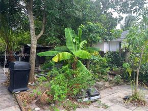 3801 NE 15th Ave, Pompano Beach FL 33064