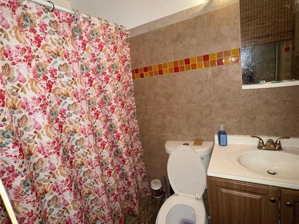 3801 NE 15th Ave, Pompano Beach FL 33064