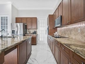 7925 NW 110th Dr, Parkland FL 33076