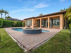 7925 NW 110th Dr, Parkland FL 33076
